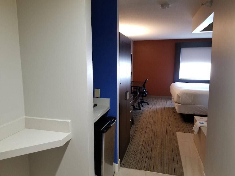 Holiday Inn Express Birch Run-Frankenmuth Area By Ihg Dış mekan fotoğraf