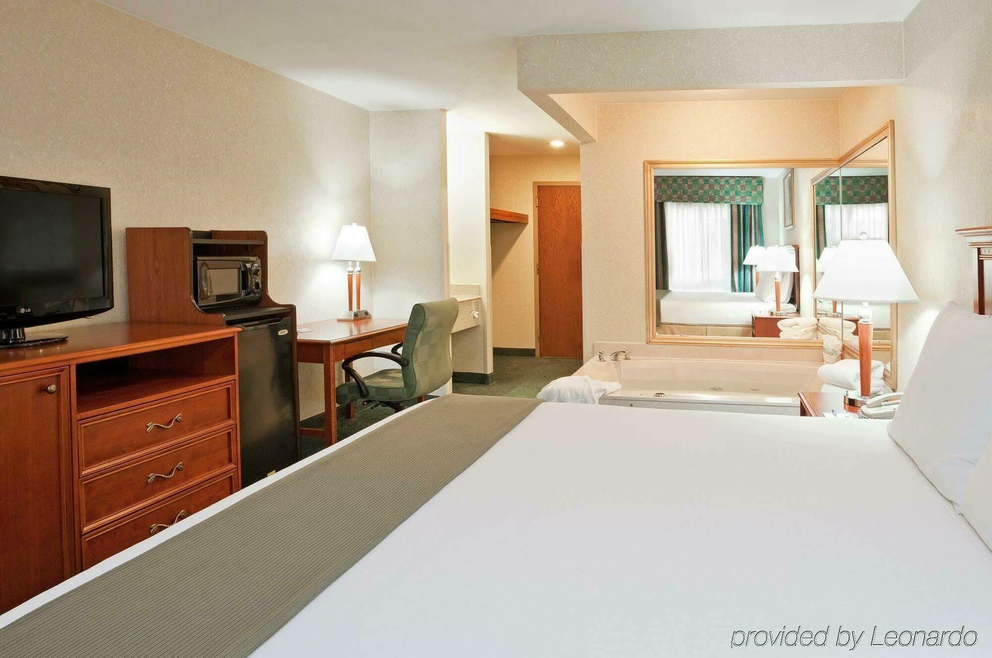 Holiday Inn Express Birch Run-Frankenmuth Area By Ihg Dış mekan fotoğraf